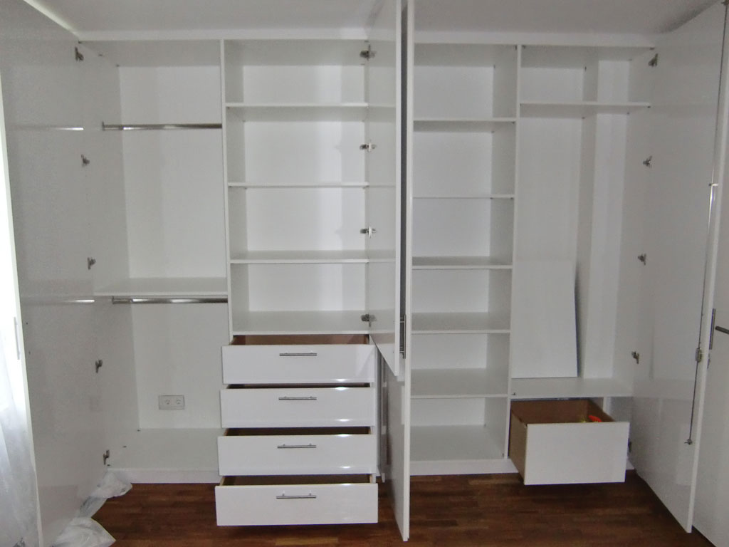 Schlafzimmer-Einbauschrank, Ansicht 2